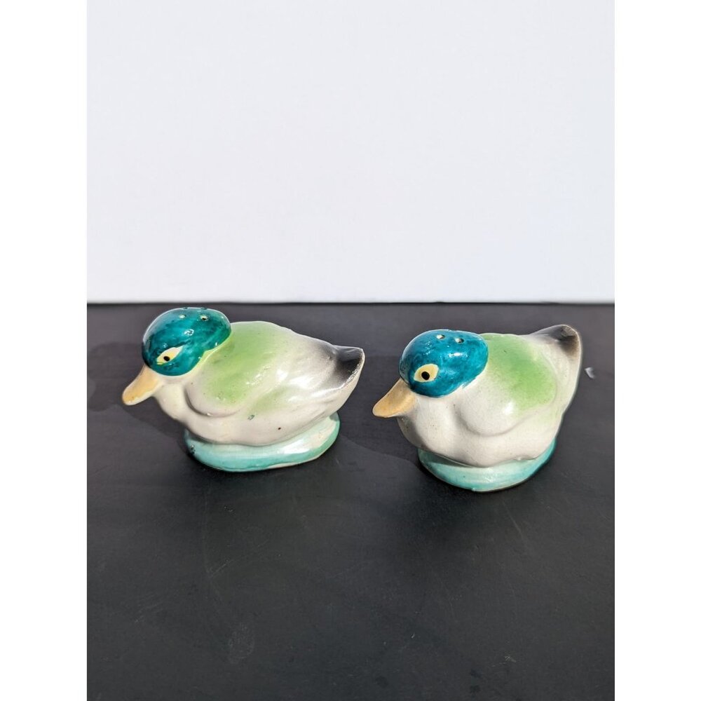 Vintage Green and White Ceramic Duck Salt and Pepper Shaker's | Made in Japan